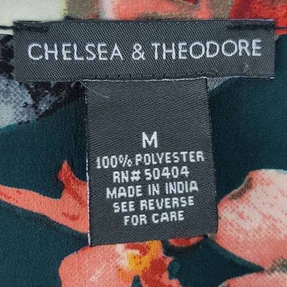 Chelsea & Theodore Size Medium Green Floral V Neck Tie 3/4 Sleeve Ruffled Blouse - Picture 3 of 3